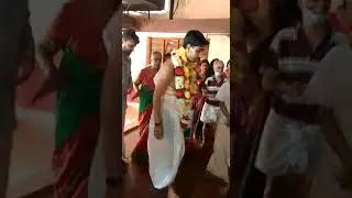 The exchange of garlands