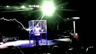 Adam Savage does Doctor Who!