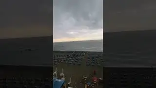 Diano Marina: fulmine si abbatte sulla spiaggia