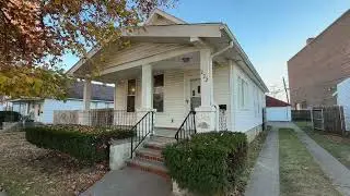 Welcome to 222 East Park &mdash; Your Cozy 2-Bedroom Home in East Toledo!