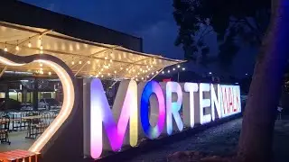 POV-MortenWalk Night Life Along Sungai Melaka