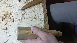A face made from a block of linden. Лицо на бруске липы.