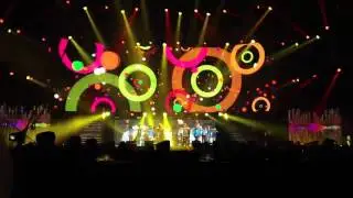 Music Bank Paris - T-ara Roly-Poly + dance contest winners live FANCAM 08.02.2012.