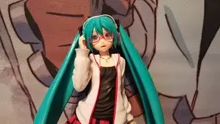 Hatsune Miku Project DIVA Arcade Future Tone Natural Figure Review (SEGA)