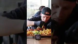 new video: 1 meter schnitzel challenge! #foodchallenge #food #eatingchallenge #fyp #schnitzel