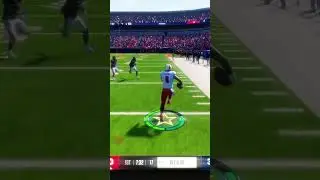 The Art of a Scrambling QB🥀 #collegefootball #collegefootball25 #ncaafootball #ncaa #viralvideo