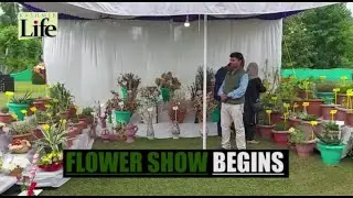 Flower Show Begins