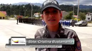 95 mujeres inician su sueño de ser policías en Cuenca