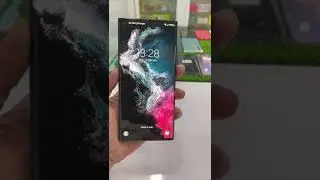 bhai loge  aage laga raha samsung galaxy  Kaye phone  good  black mat