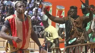 Entr&eacute; muscl&eacute; de G&eacute;n&eacute;ral Malika et Ada Boy Baol si arene nationale