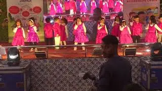 Itti Se Hasi dance by Nursery Kids. #cute #kids #school #jamui #bihar #dance #smile 