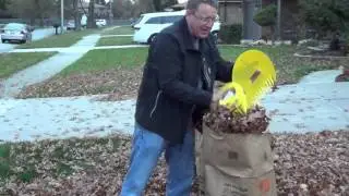 Leaf Scoop - How to Pick up Leaves Fast