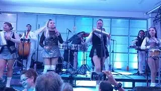 De niña a mujer, Estrellas Andinas de chucho roldan, Salón Caribe CDMX. Cumbia.
