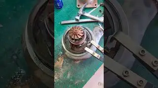 Turbo charger repair || supercharger maintenance #turbo #turbocharger #automobile #shorts#shortsfeed