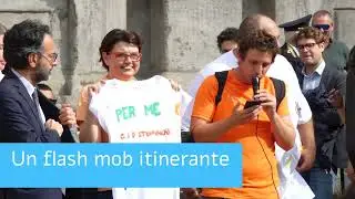 FlashMob acCADe - i 12 CAD di Milano davanti a Palazzo Marino
