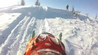 2002 Arctic Cat ZL 600 hitting a big snow drift, fail at the end