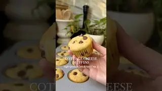 Chocolate Chip Cottage Cheese Muffins #muffins #protein #cottagecheese