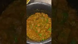 &ldquo;Winter vibes: Succulent mutton in lush green saag! 🍛 Who&rsquo;s craving this Punjabi delight?