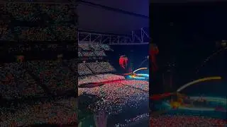 Coldplay - Charlie Brown | Hong Kong (08/04/2025)