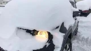 3ft of snow vs Jeep Renegade