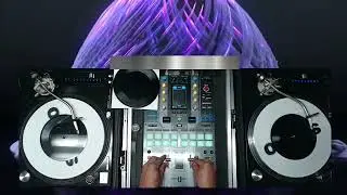 Lathe Cut Records Can Be Mixed Very Carefully - Curtsey: DJ Din Dell