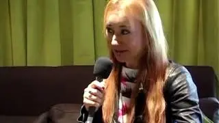 Tori Amos - Talking about 