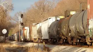 CSX M810-13 With Foreign Power In White Marsh
