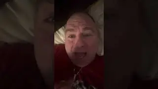 Я выяснила настоящую причину, почему Лоре не нравится пиццерия L&B Square Pizza? О!