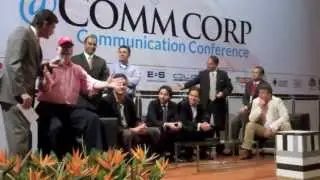 Marketing Expert Harvey Hirsch Thanks Attendees At @commcorp conference in Medellin, Colombia