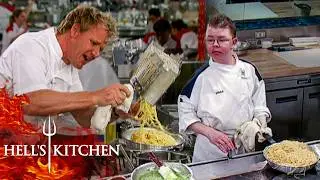 Chef Ramsay’s Fuming as Burnt Fish & Spaghetti Chaos Leaves the Men in Shambles | Hell's Kitchen