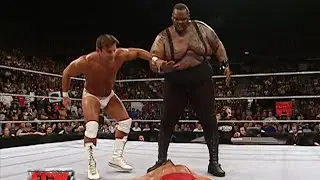 Nunzio vs Matt Striker (w/Big Daddy V) + Big Daddy V Destroys Nunzio: WWE ECW September 11, 2007 HD