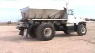 1992 International 2554 fertilizer spreader truck for sale | sold at auction November 18, 2015
