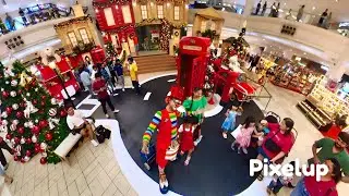 A loose clown in the City Square Johor Bahru shopping mall during Christmas day of 2024