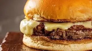 Hamburguer Artesanal feito em casa !!!