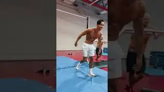 Guys can you do pull ups 360 😱🔥 calisthenics moves