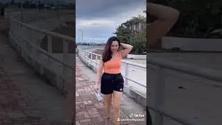 Cristina Gonzales signature walk 🔥❤️