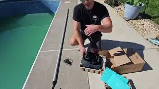 Aiper Scuba SE: Self-Parking Brilliance for Effortless Pool Maintenance! Check it out!