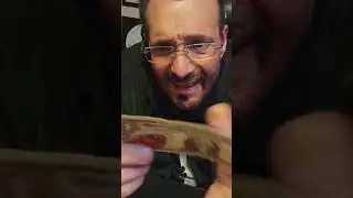 POKER CHIP! #magic #magictricksvideos #magictrickshorts #magiccommunity #cardtrick #mystic #poker
