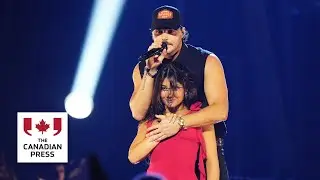 Breakout stars Josh Ross, Cameron Whitcomb win big at CCMAs