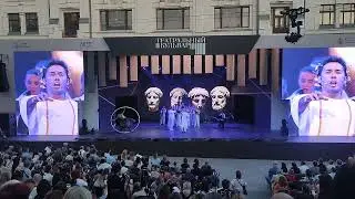 Слишком официальное закрытие фестиваля 