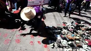 Women from Honduras protest against femicide