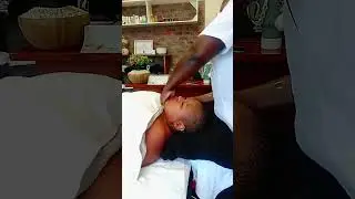Relaxing Client Face Massage for #GlowingSkin &ndash; #FacialMassageTechniques #SkinCareRoutine.