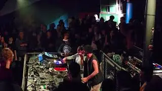 Supa Mana (feat. Twan Tee) - Track ID (1/3) Live Dub Station #80 Trabendo Paris 20251214 012759 HD