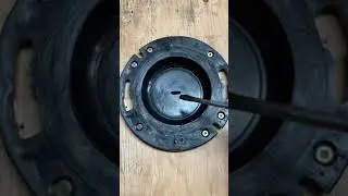 Flange Plug Why?🤔 3 Reasons🚽 #plumbing #toilet #information