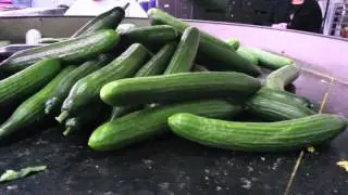 Cucumber packing / sealing machine by Christiaens