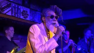 Don Carlos & Dub Vision &ndash; Johnny Big Mouth (Live) | Reel Fish Shop 2018 |