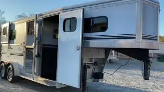 2003 Jamco 2 Horse Straight Load Gooseneck - $13,000