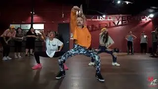 Hayley Kiyoko  Curious   Choreography by Anze Skrube ft  Hayley Kiyoko online video cutter com
