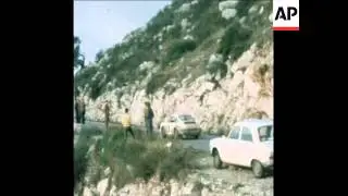 SYND 20 1 70 MONTE CARLO RALLY CARS STARTING THE SECOND STAGE TIME TRAILS