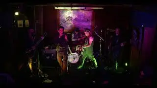 NME9 live at the Redwood bar